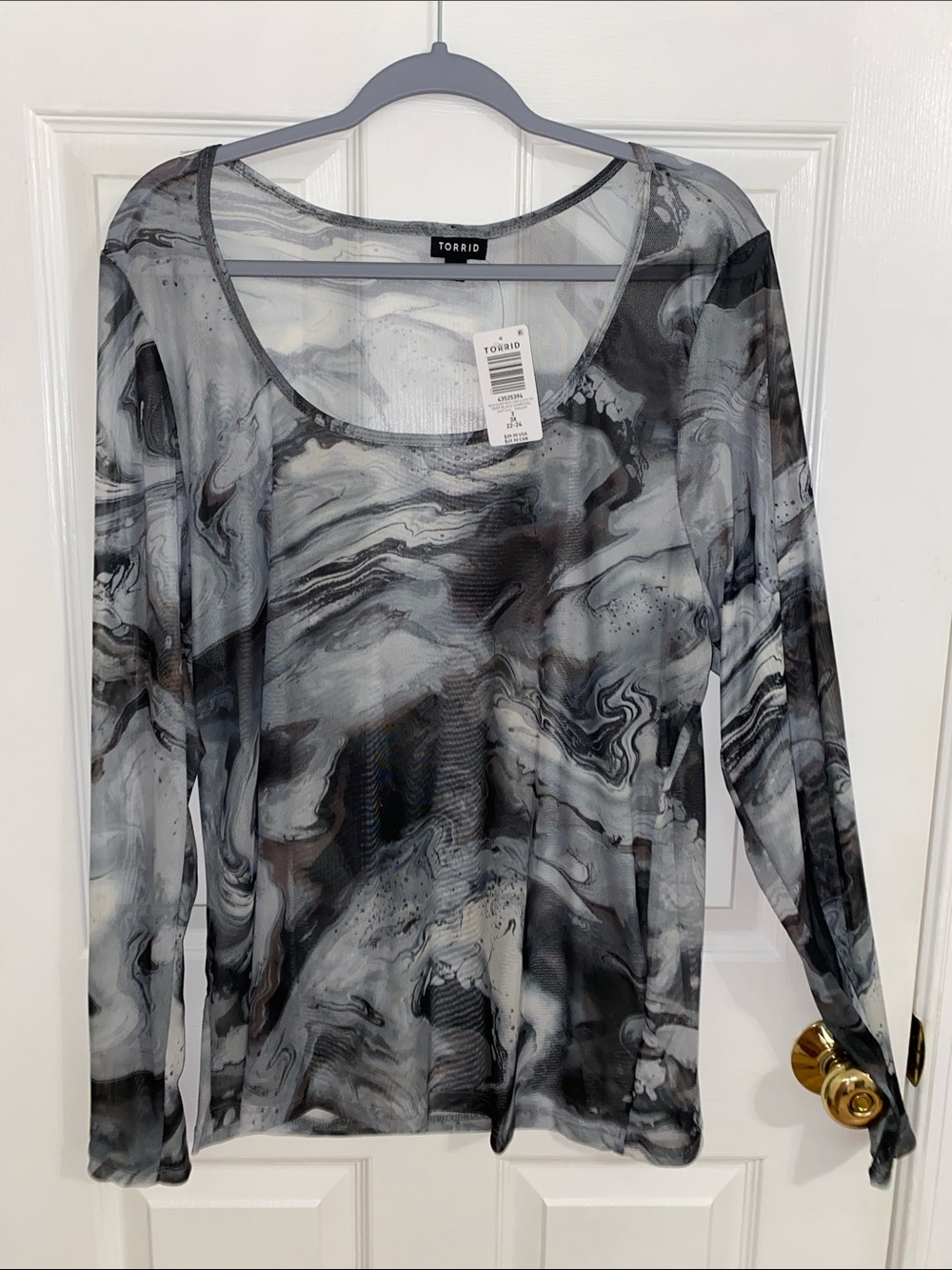 torrid Black & Gray Marble-Print Long Sleeve Scoop Neck Top